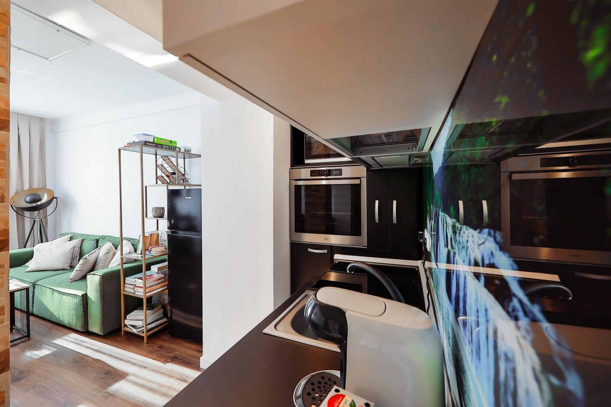 Oradea City Center Apartment Near Aquapark With Jacuzzi & Parking Екстер'єр фото